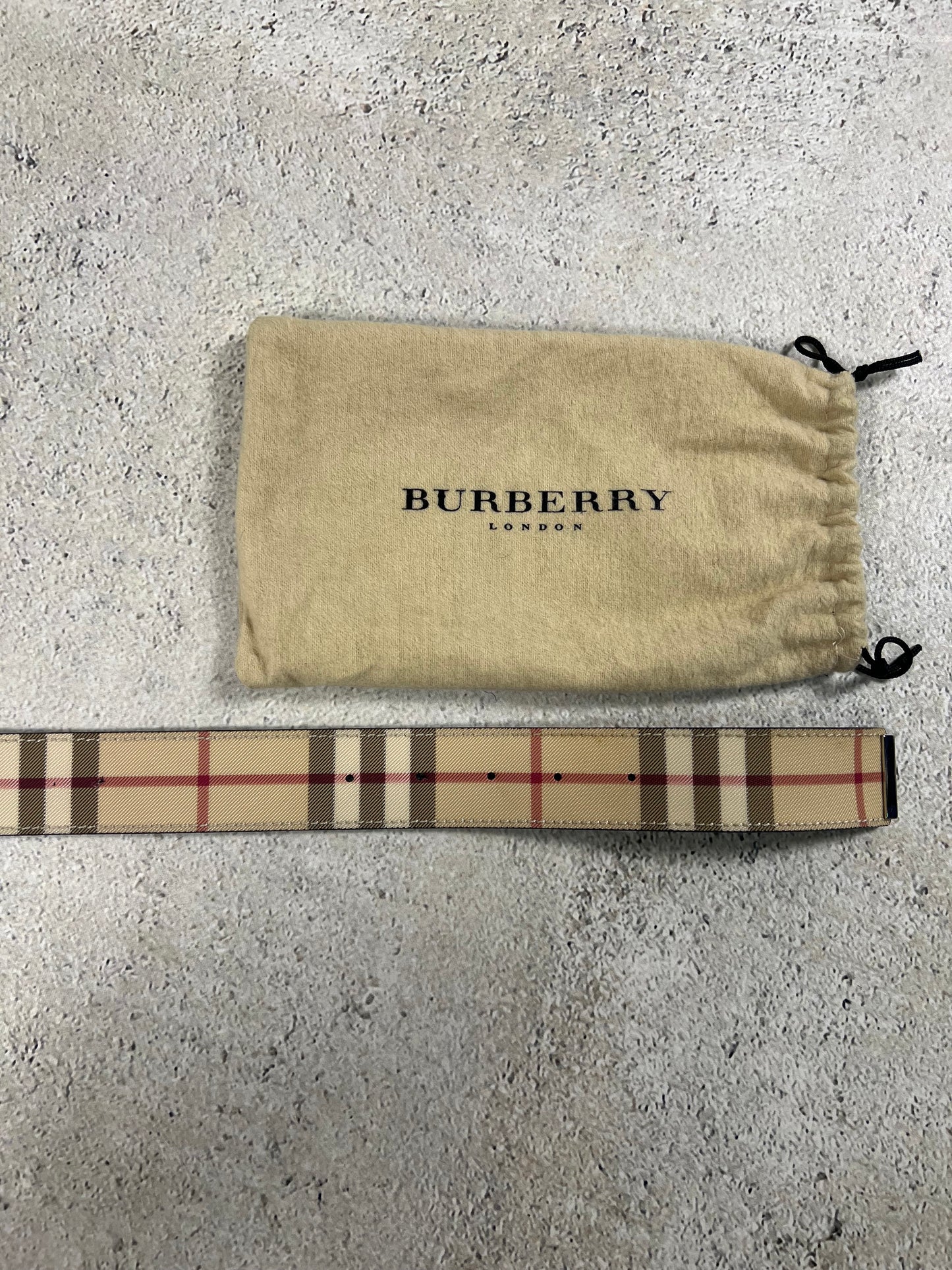 Burberry Gürtel 100cm