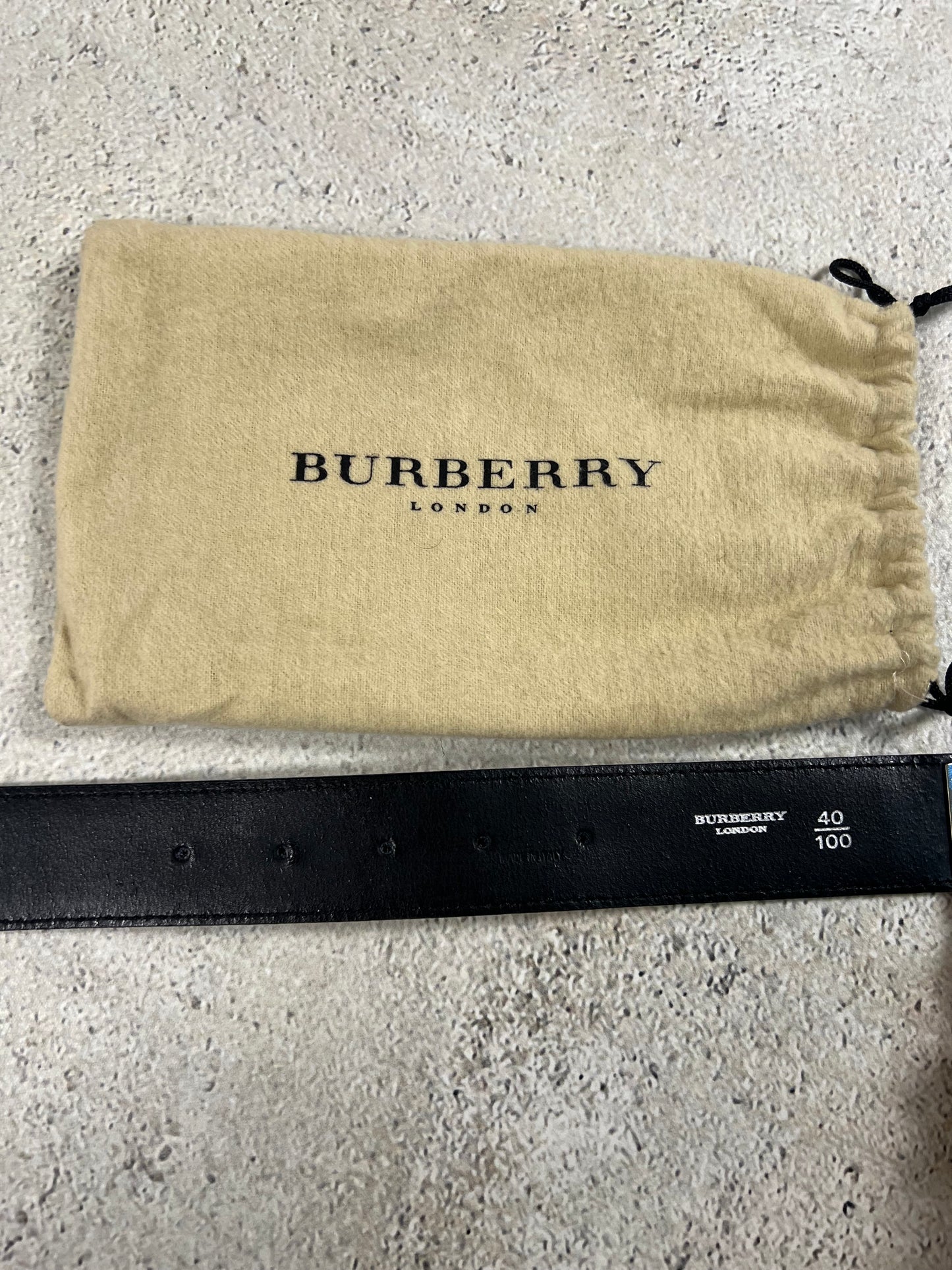 Burberry Gürtel 100cm