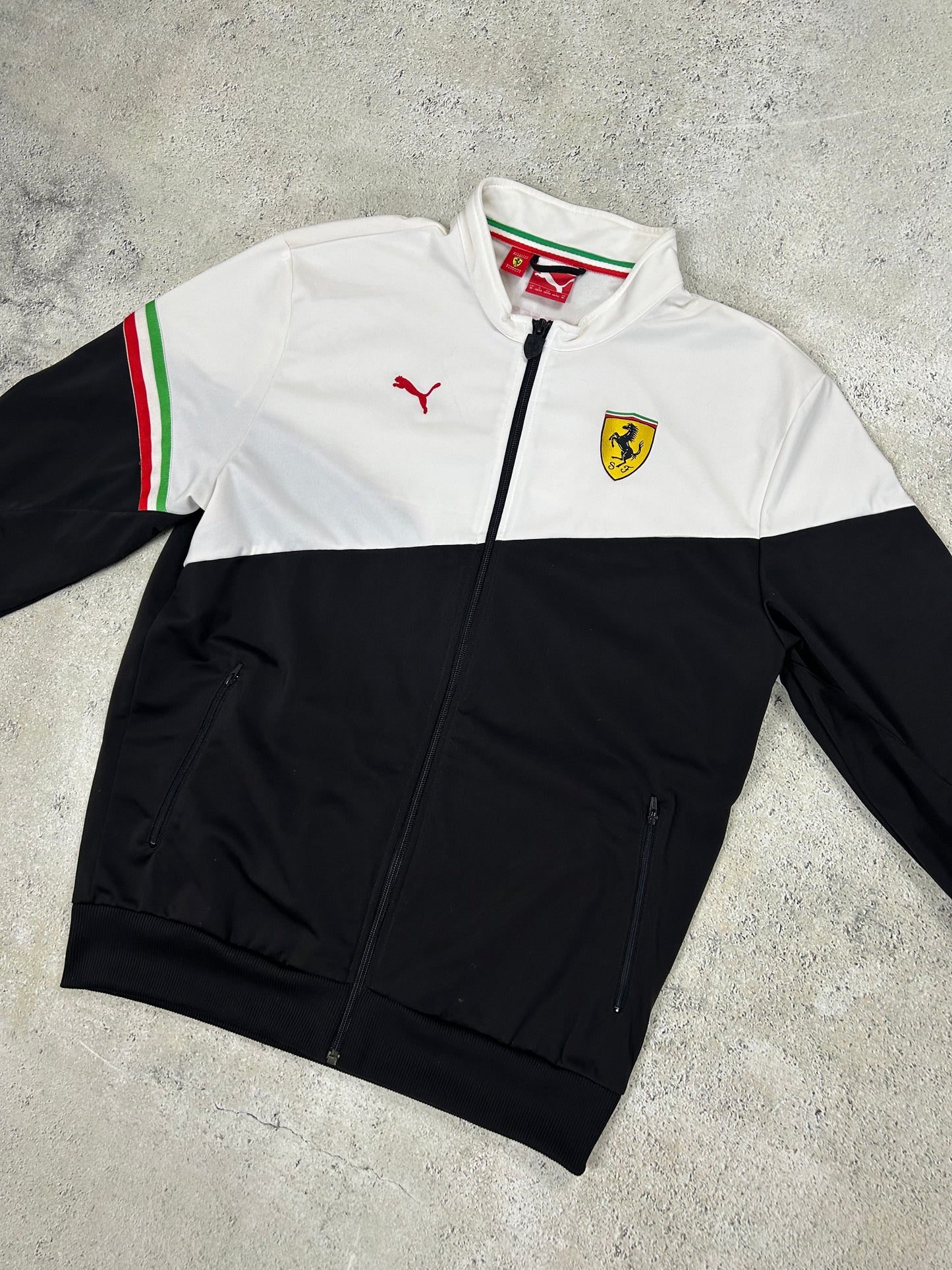Ferrari Jacke M