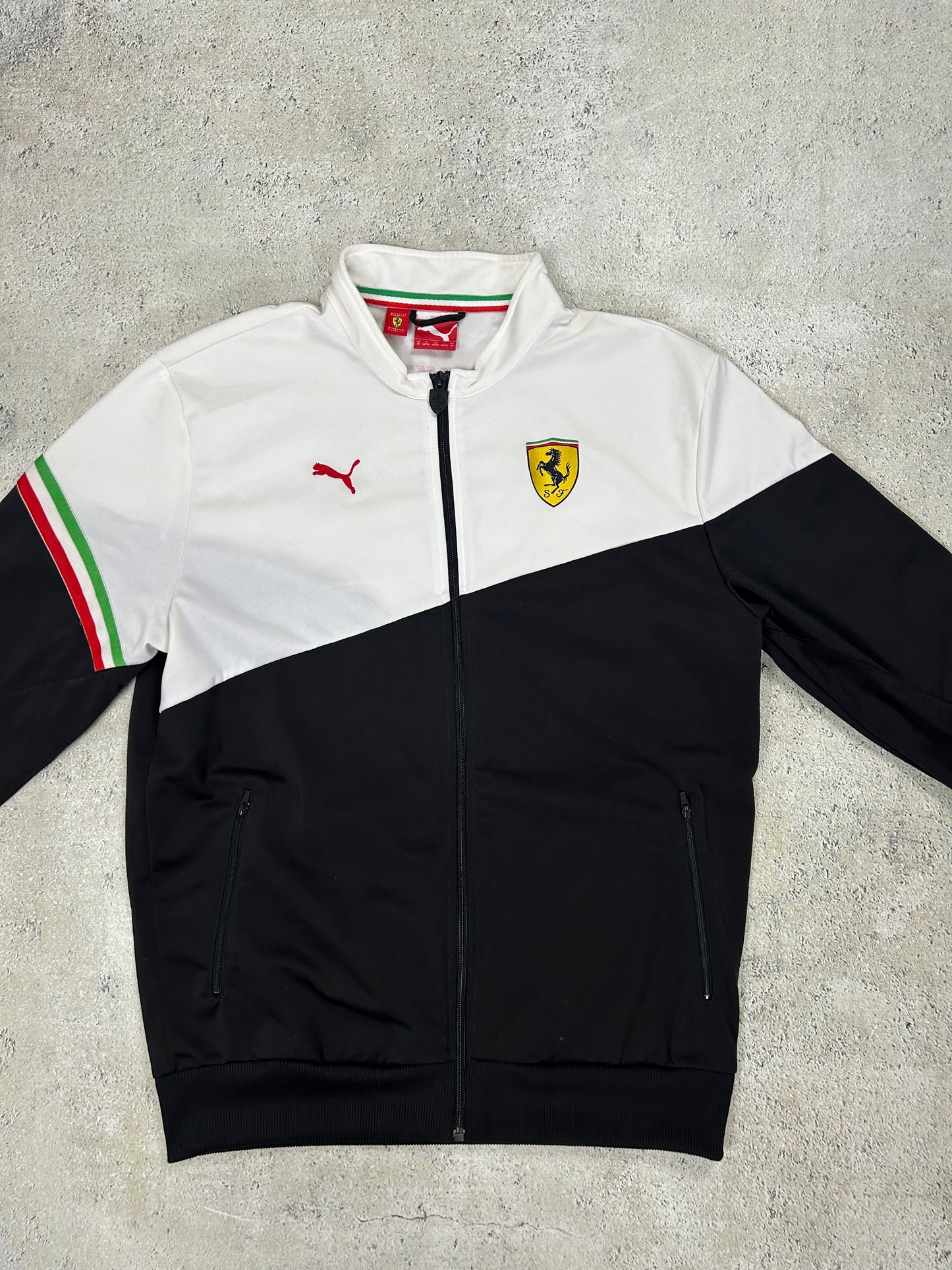 Ferrari Jacke M